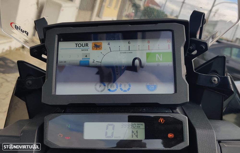 Honda Africa Twin 1100 - 12