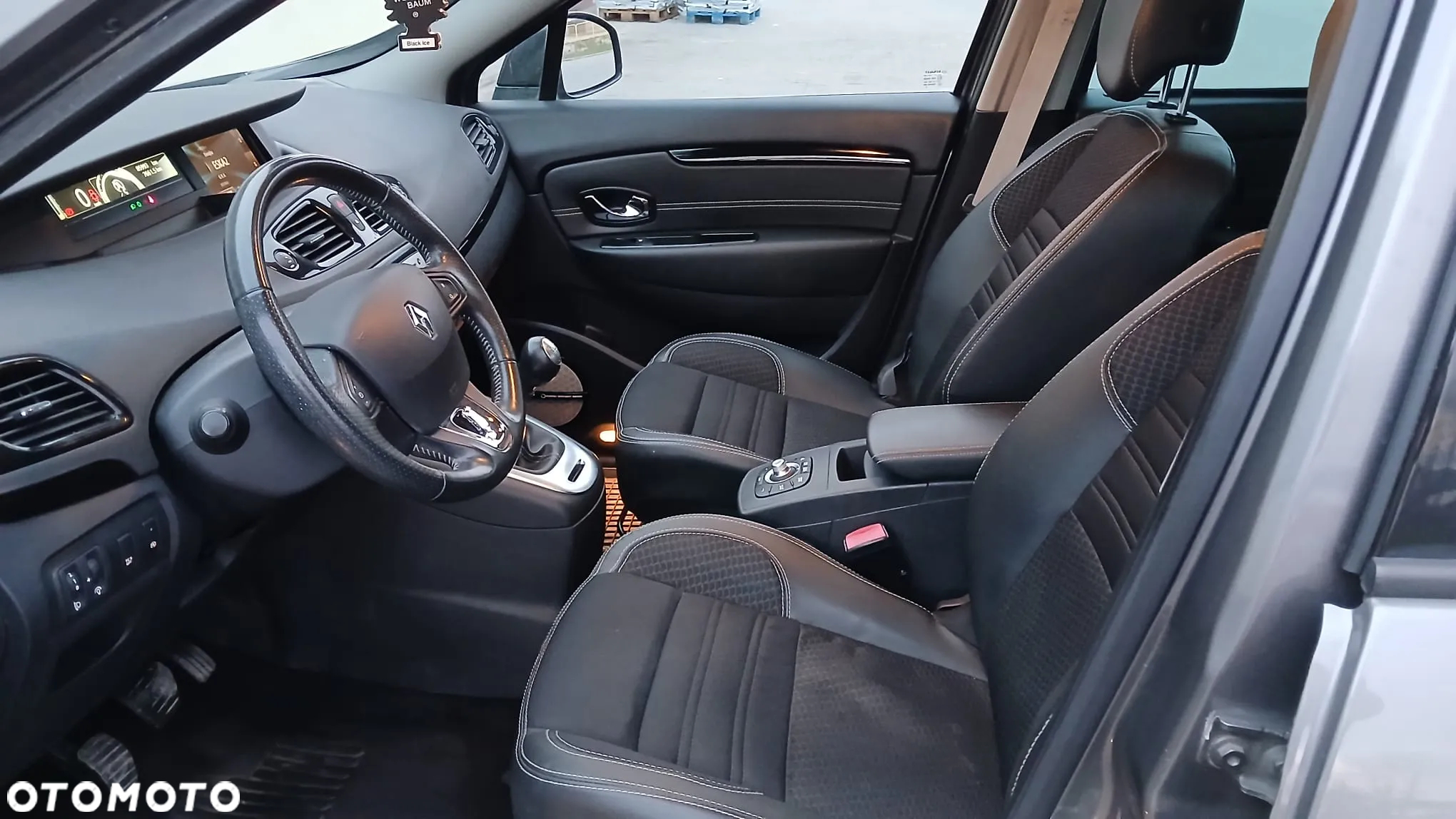 Renault Scenic - 20