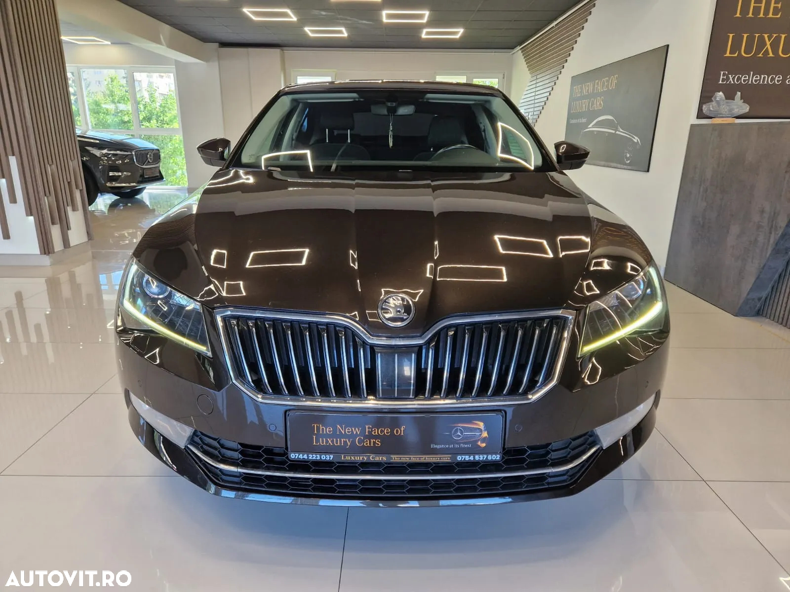 Skoda Superb 2.0 TDI DSG Style - 6