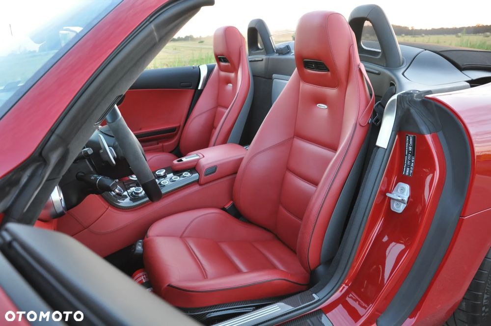 Mercedes-Benz SLS - 33