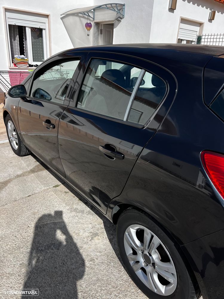 Opel Corsa 1.3 CDTI Enjoy EcoFLEX - 1