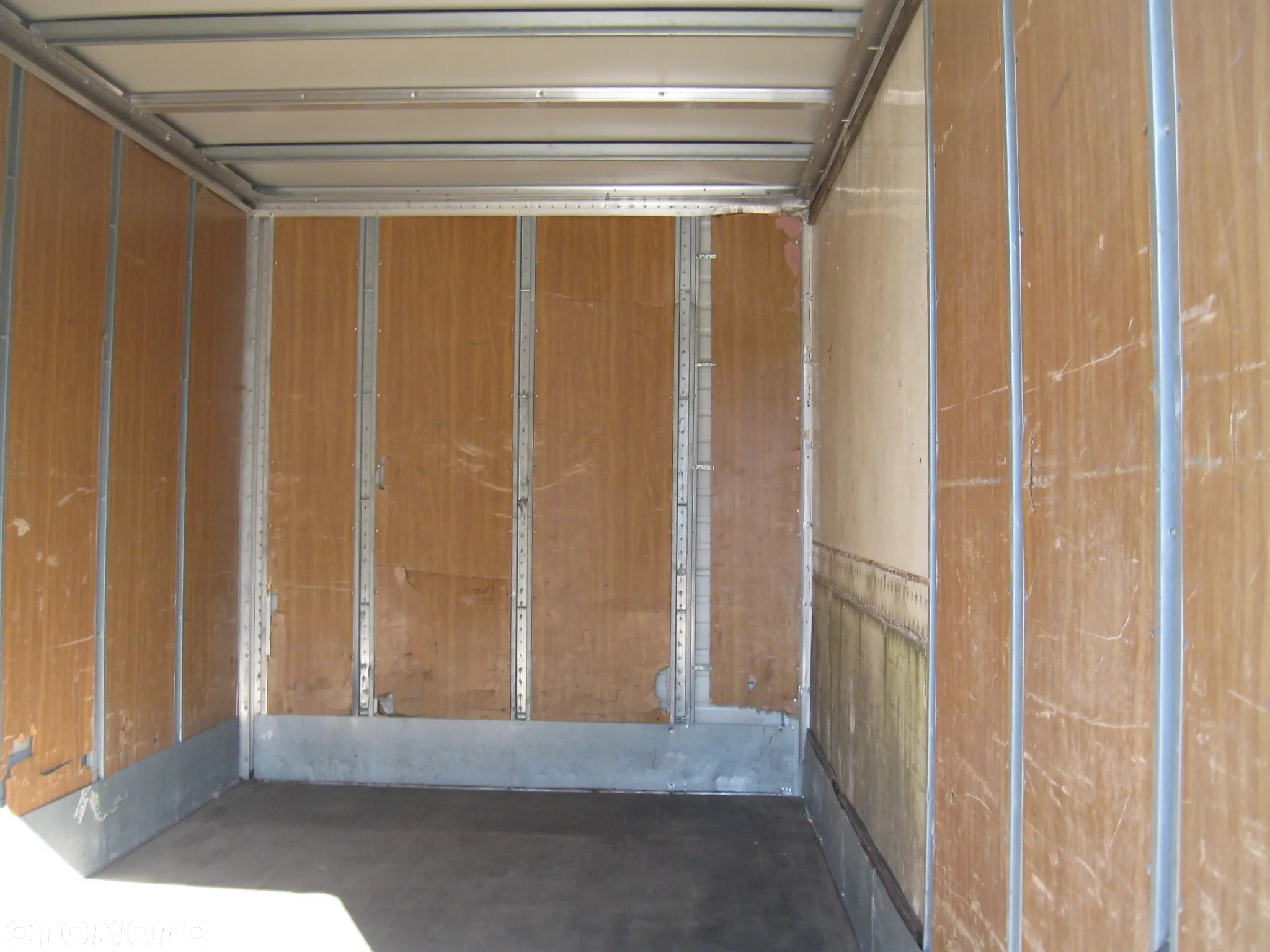 KONTENER  4,20-m. MERCEDESA SPRINTERA - 5