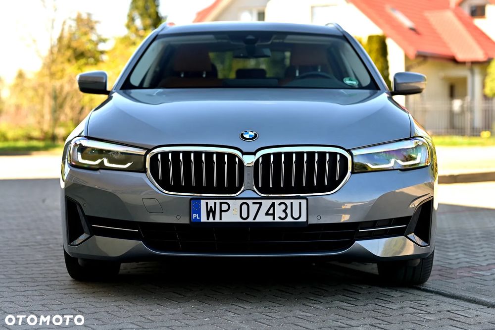 BMW Seria 5 520i - 2