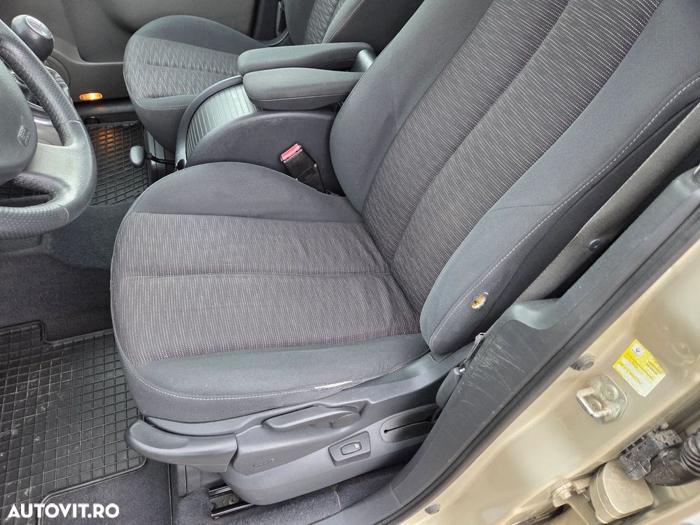 Renault Scenic 1.9 dCi FAP Privilege - 9