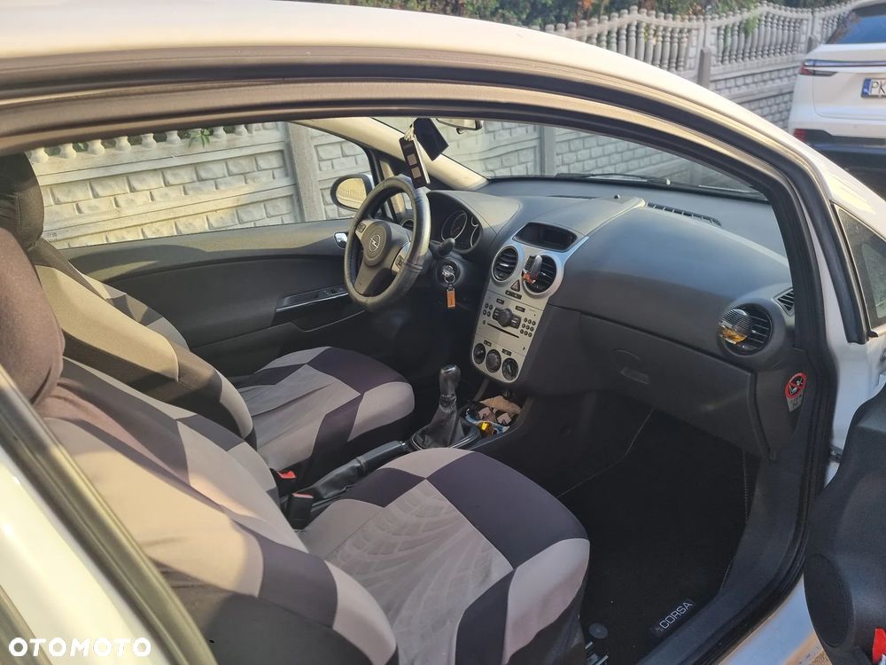 Opel Corsa - 2