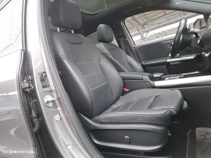 Mercedes-Benz GLA 250 e AMG Line - 7