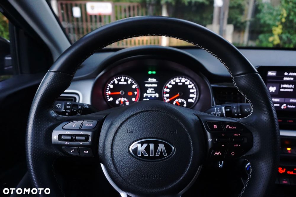 Kia Stonic 1.0 T-GDI L - 22
