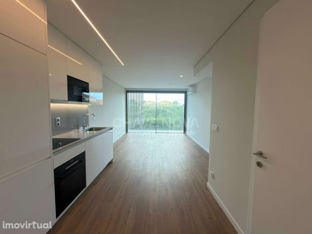 T1 Novo c/ Lugar de Garagem em Oliveira do Douro - Grande imagem: 2/15