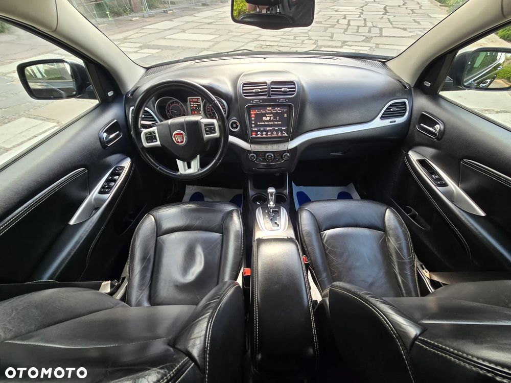 Fiat Freemont 2.0 Multijet 16V DPF Automatik Allrad Black Code - 32