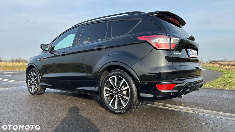 Ford Kuga 1.5 EcoBoost 2x4 ST-Line - 21