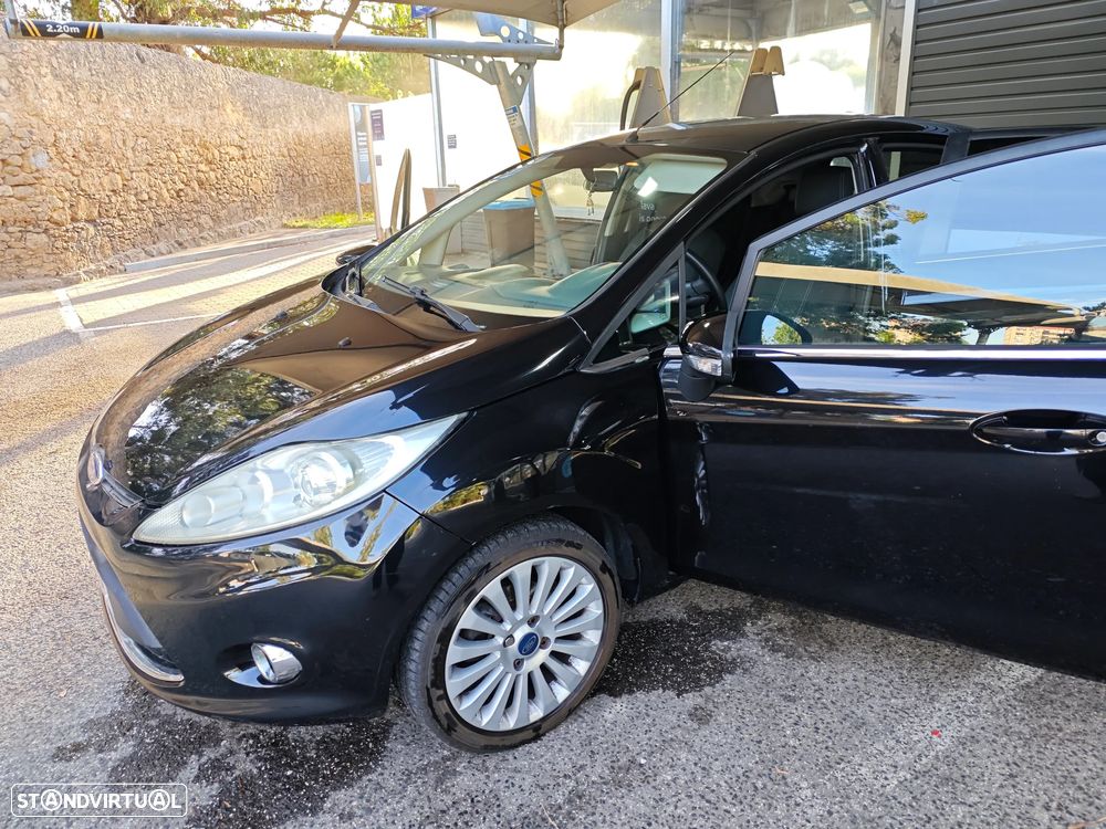 Ford Fiesta 1.6 TDCI Titanium - 26