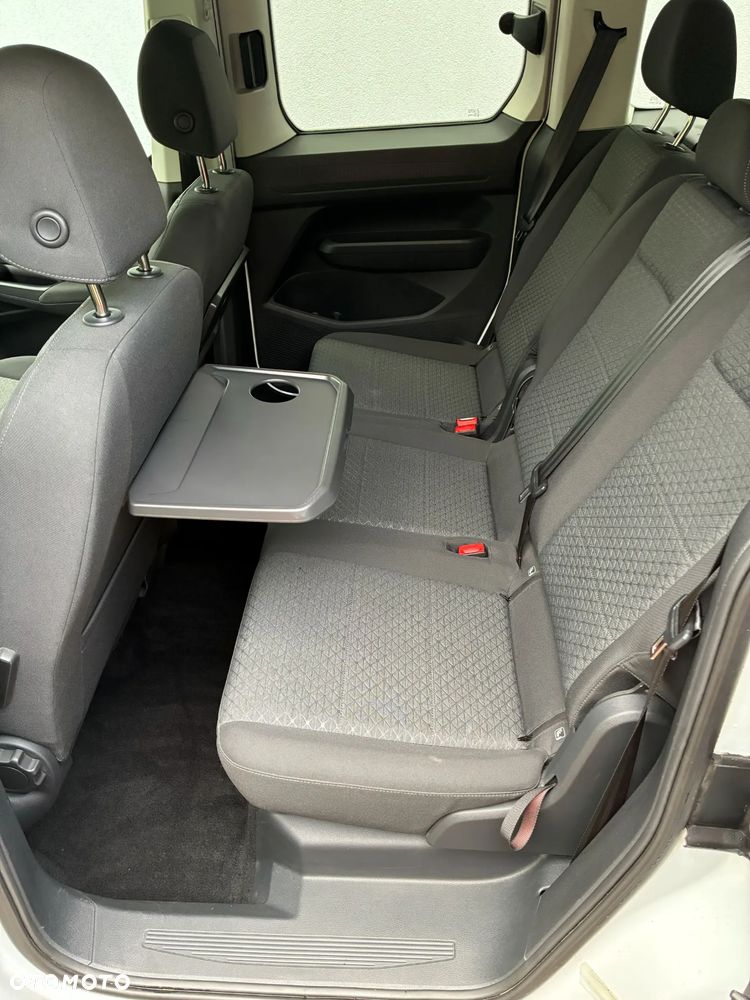 Ford Tourneo Connect 2.0 EcoBlue Titanium - 33