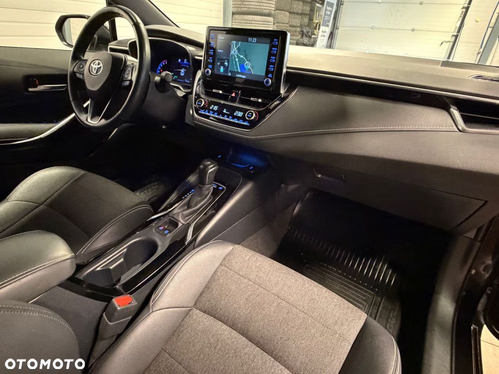 Toyota Corolla 1.8 Hybrid Active - 13