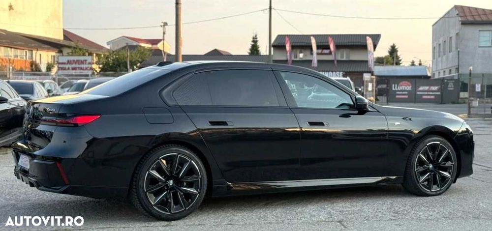 BMW Seria 7 - 11