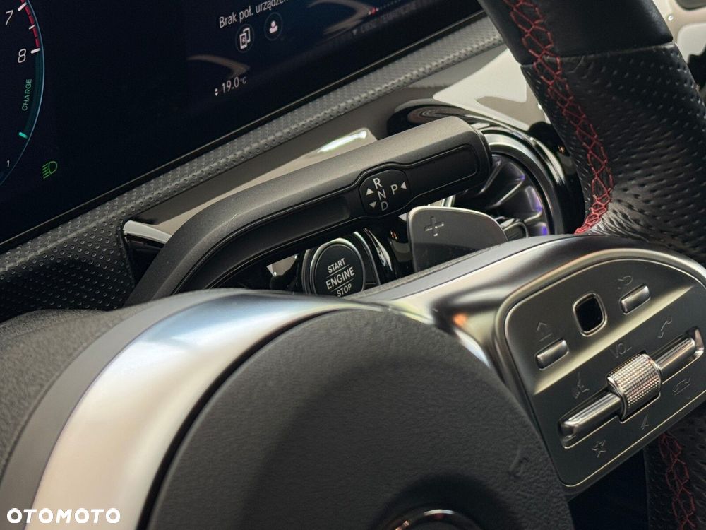 Mercedes-Benz CLA 250 E AMG Line 8G-DCT - 9