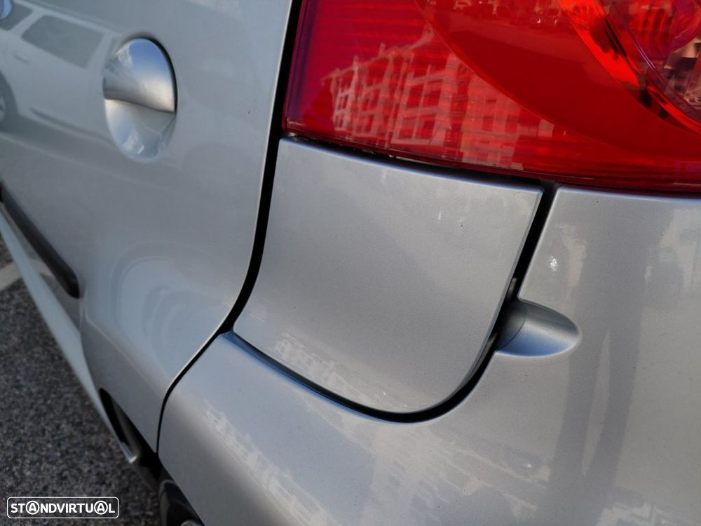 Peugeot 107 1.0 Black&Silver - 26
