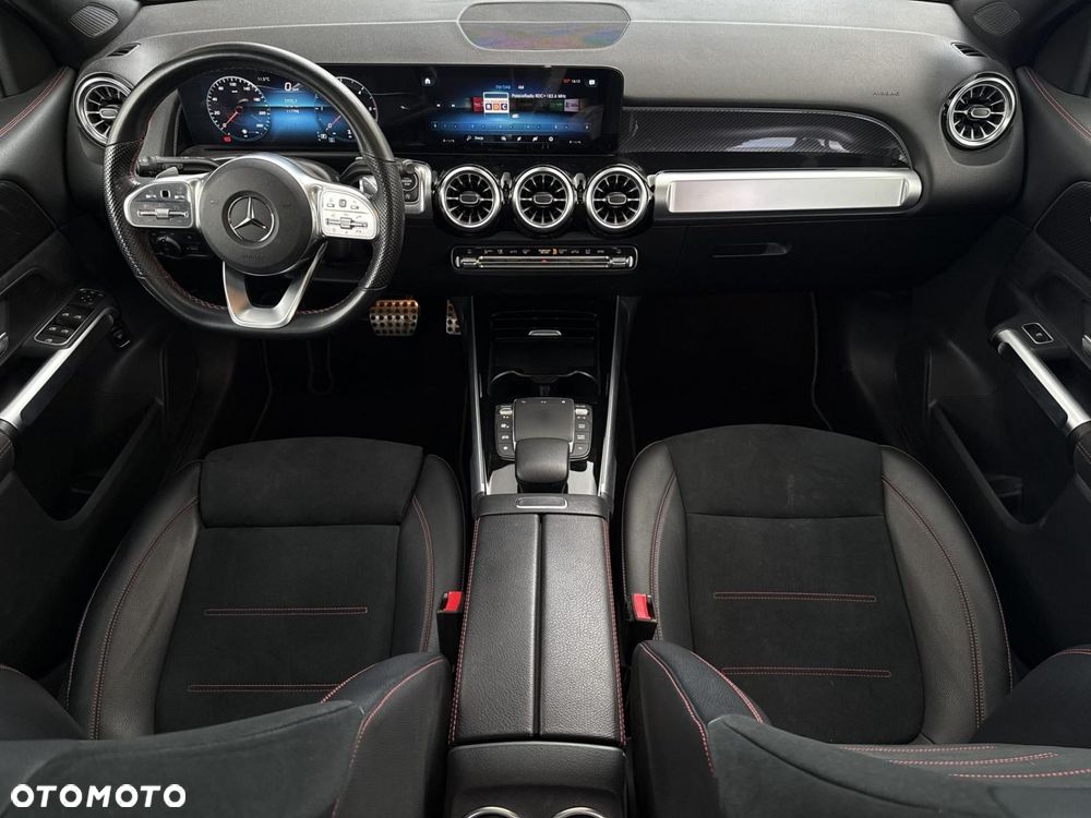 Mercedes-Benz GLB - 17