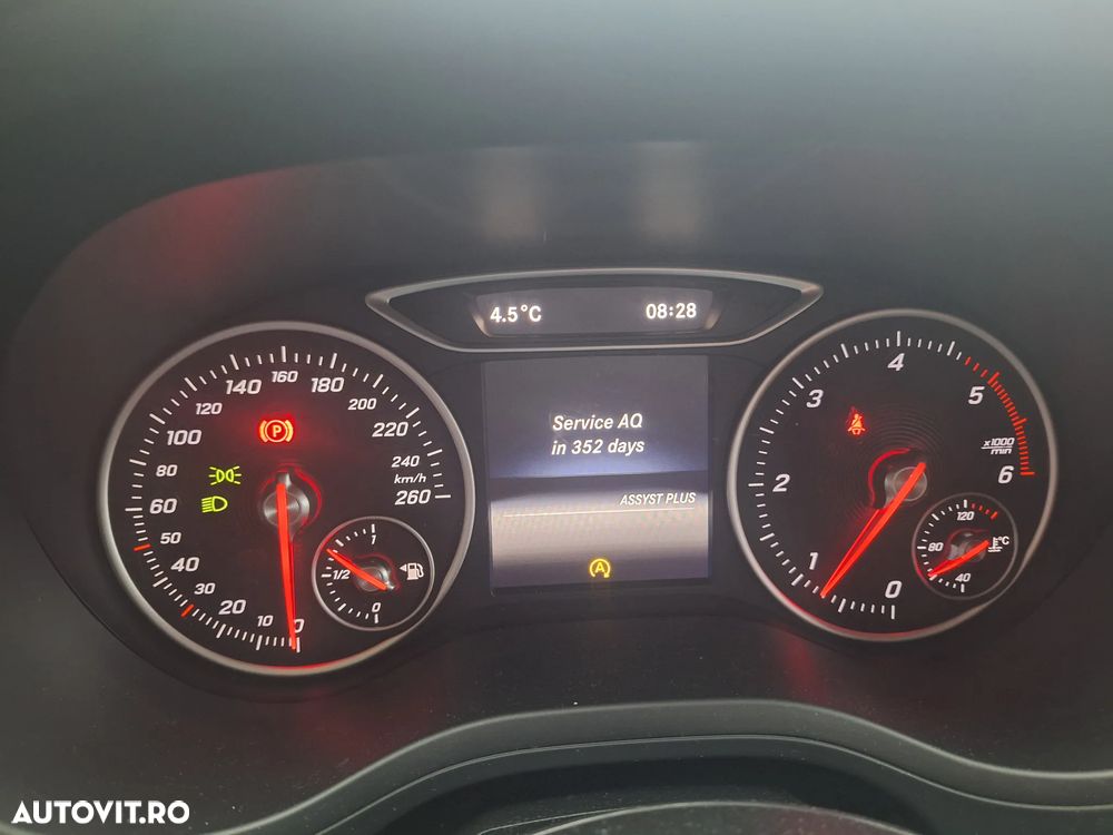 Mercedes-Benz B 200 - 12