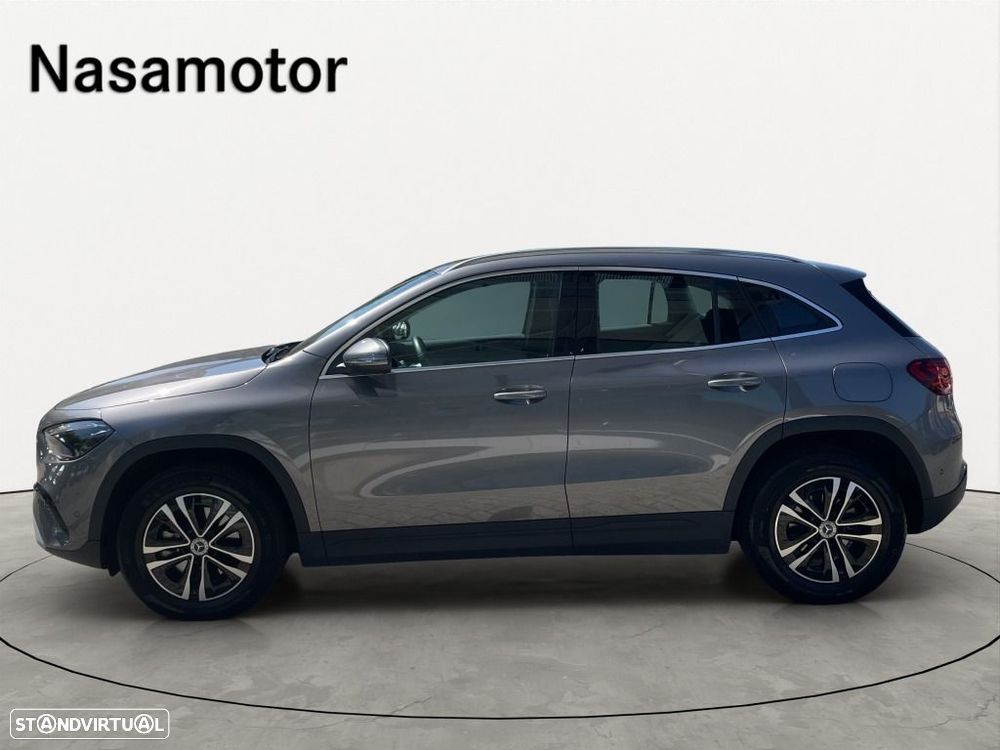 Mercedes-Benz GLA 180 d - 4