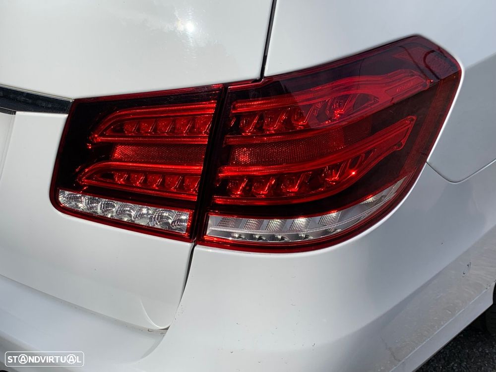 Mercedes-Benz E 220 BlueTEC Avantgarde Auto. - 52