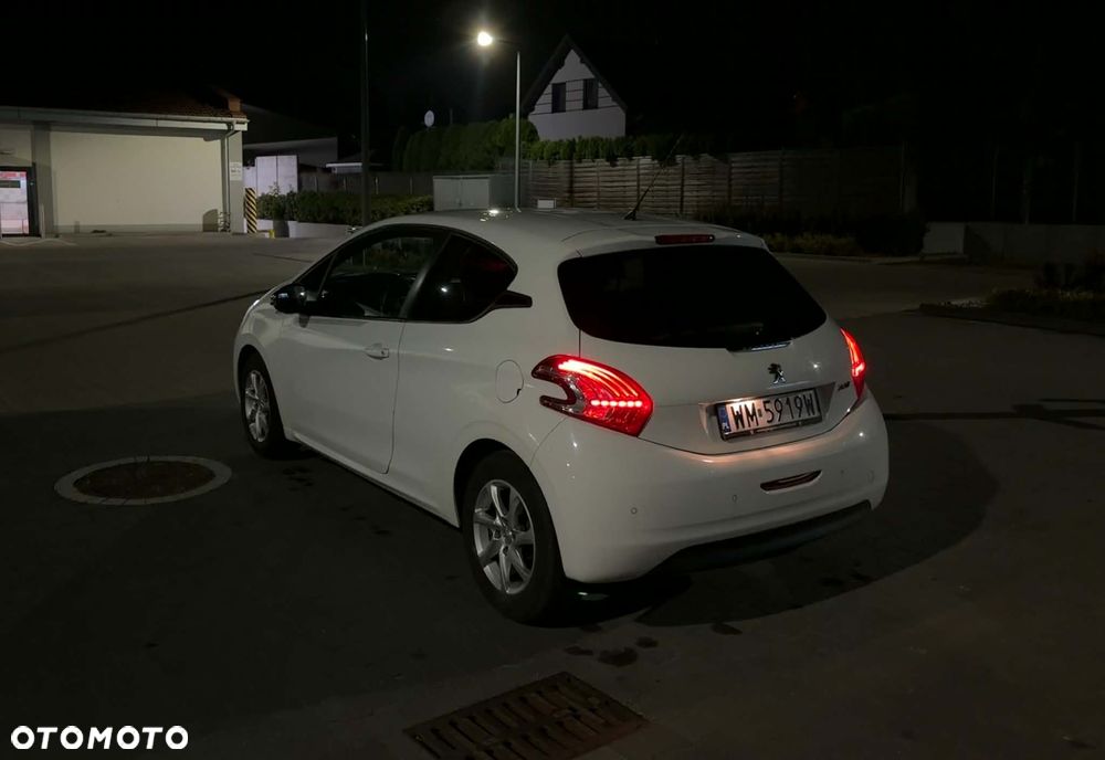Peugeot 208 1.2 PureTech Active - 7
