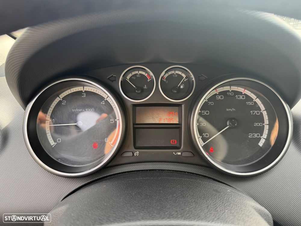 Peugeot 308 SW 1.6 HDi Premium - 11