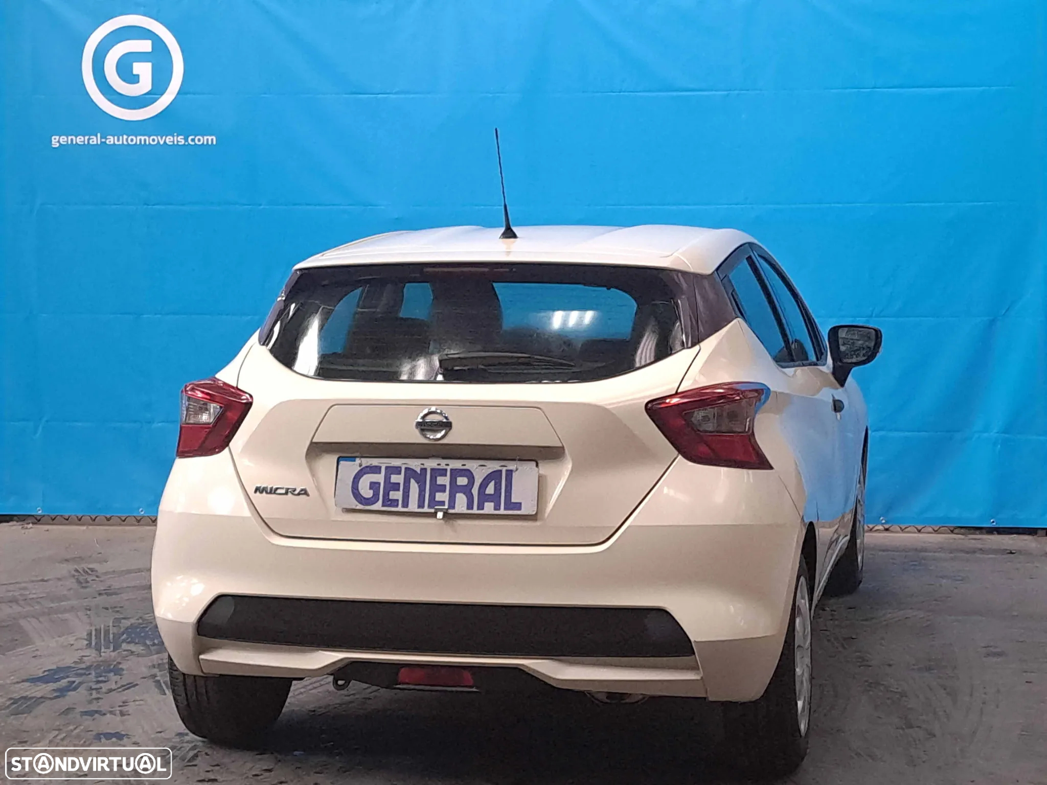 Nissan Micra 1.0 G Acenta - 4