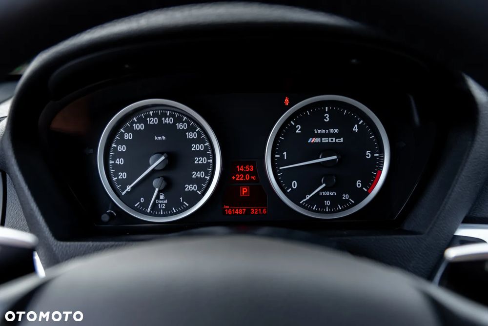 BMW X5 M M50d - 33