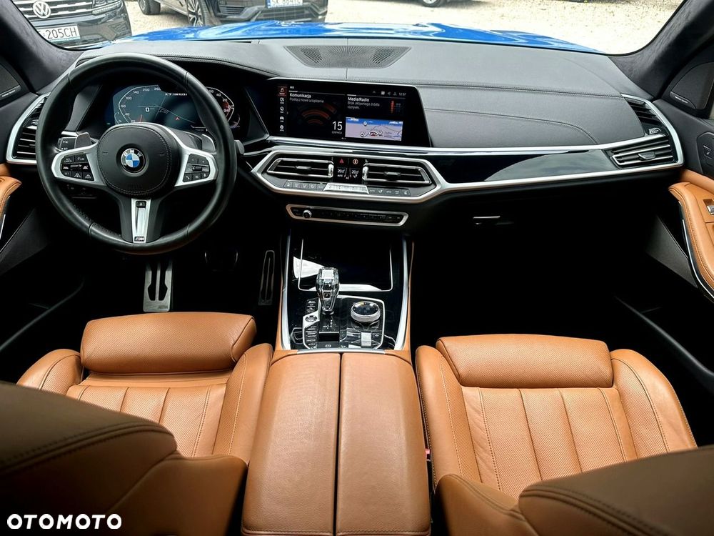 BMW X7 M50i sport - 26