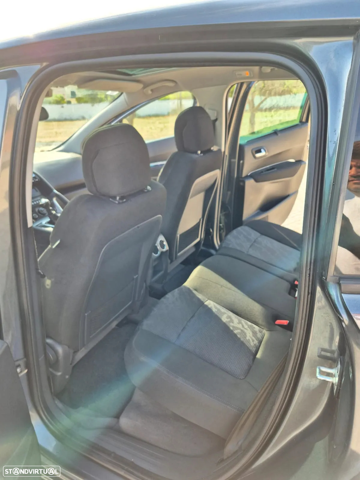 Peugeot 3008 1.6 HDi Executive - 13