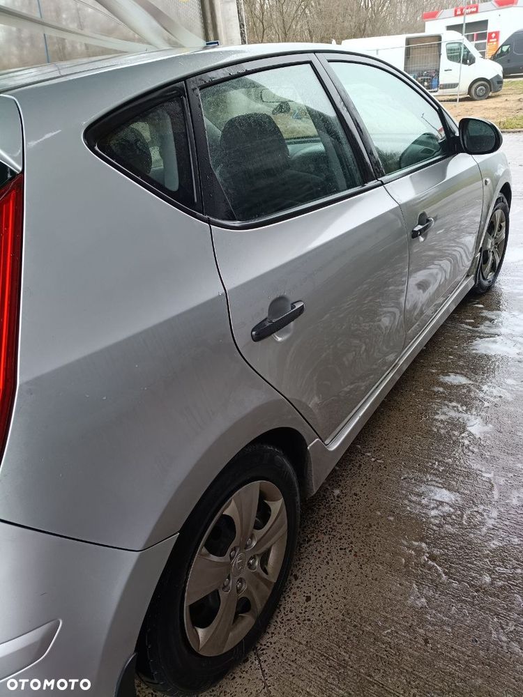 Hyundai i30 1.4 Base - 5