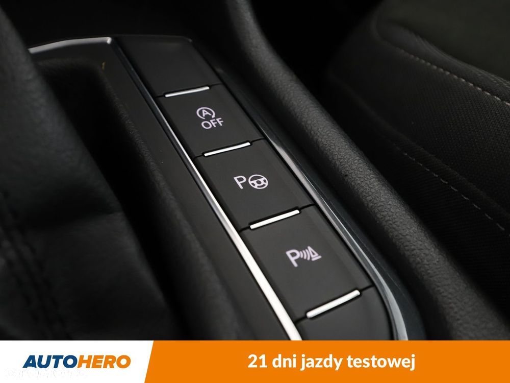 Volkswagen Tiguan - 30