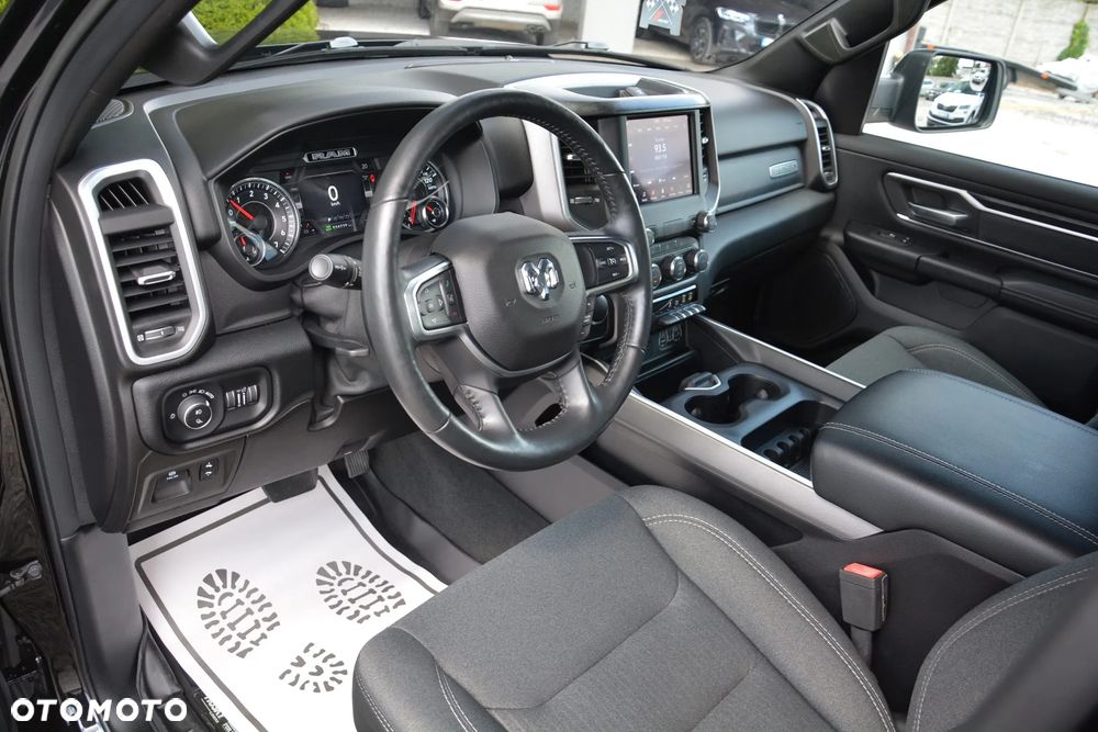 Dodge RAM - 16