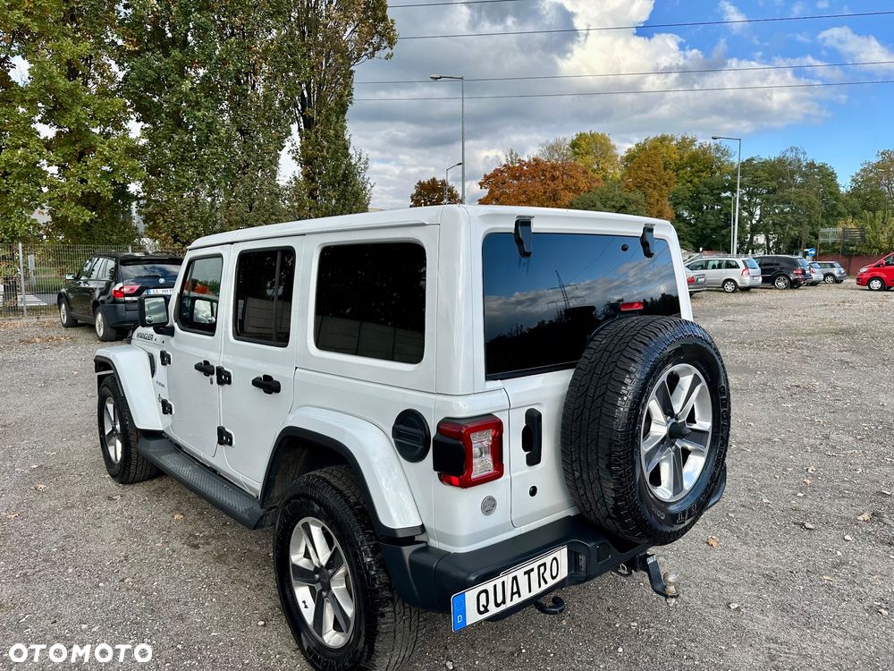Jeep Wrangler Unlimited GME 2.0 Turbo Sahara - 3