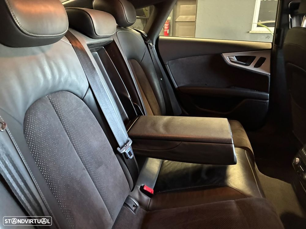 Audi A7 Sportback 3.0 TDI V6 quattro S-line Tiptronic - 48