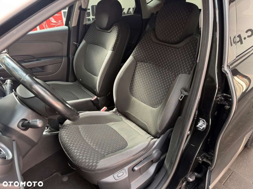 Renault Captur - 27