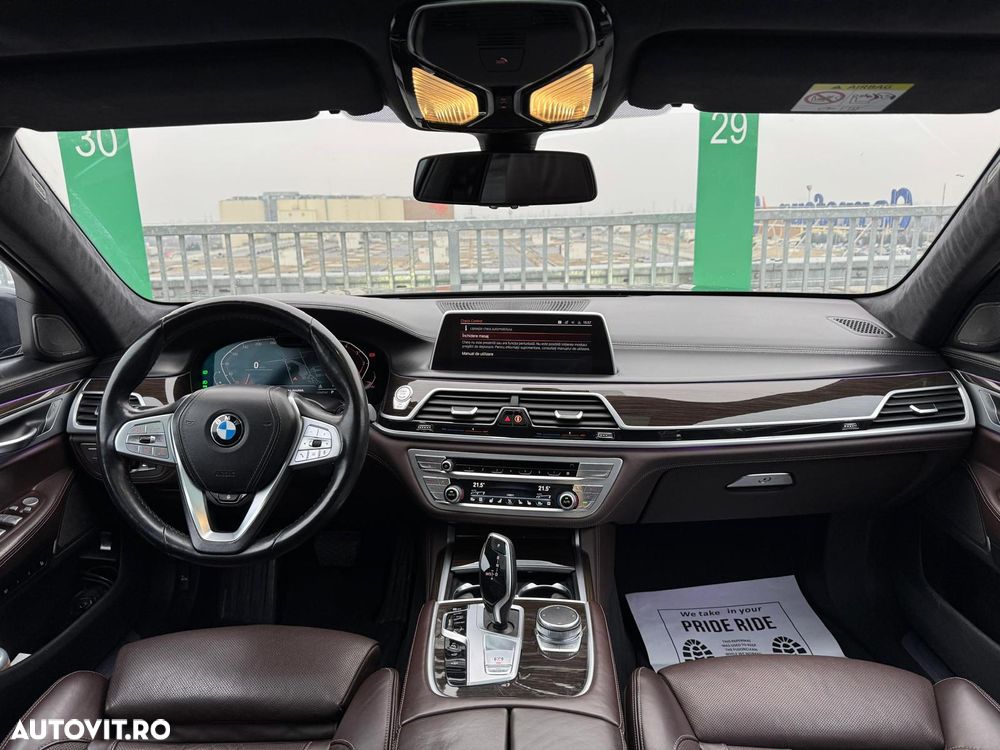 BMW Seria 7 740d xDrive - 12
