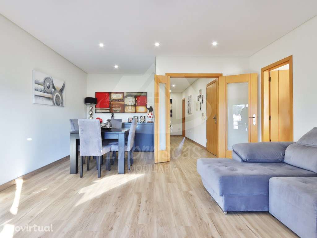 Apartamento T4 com suite, closet e parqueamento, em Camarate. - Grande imagem: 3/30