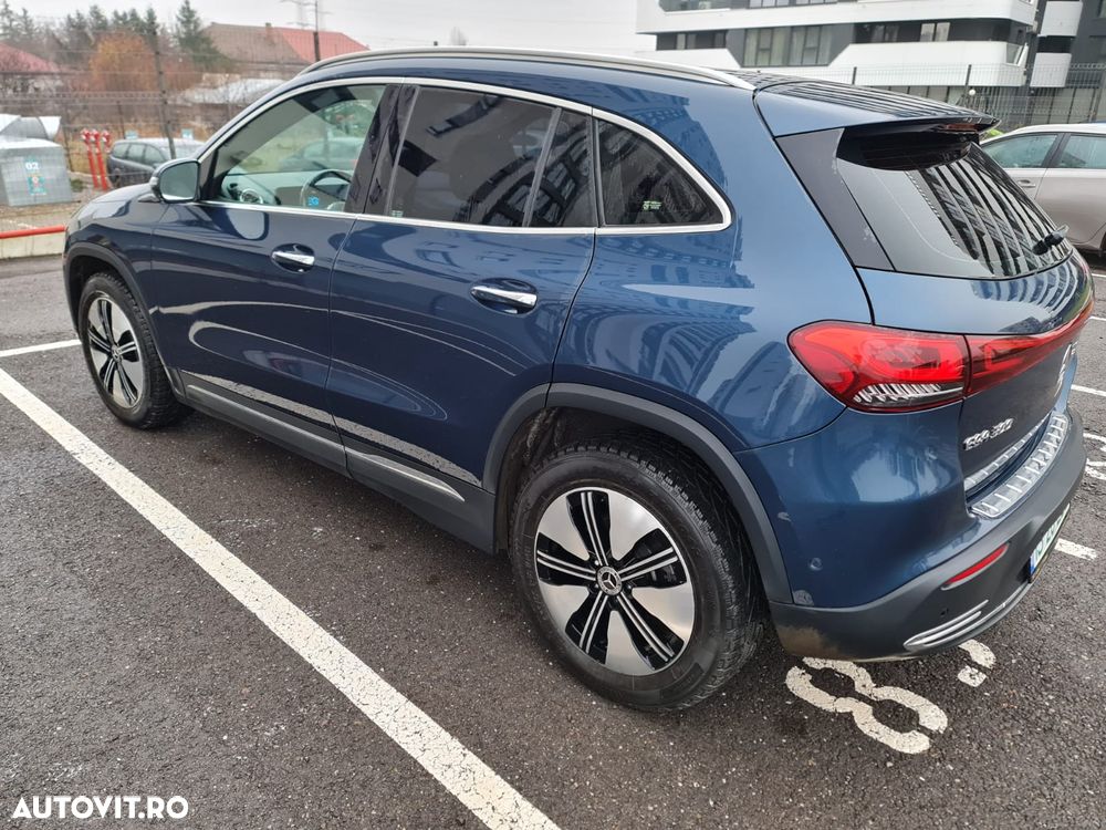 Mercedes-Benz EQA - 10