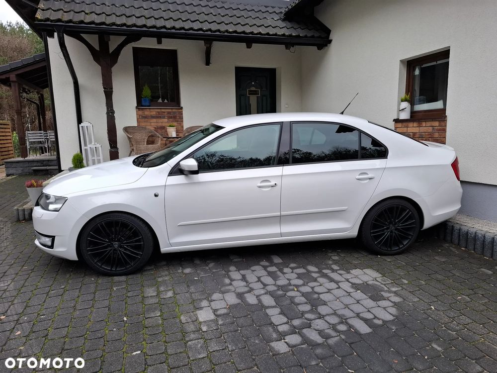 Skoda RAPID 1.4 TSI DSG Ambition - 35