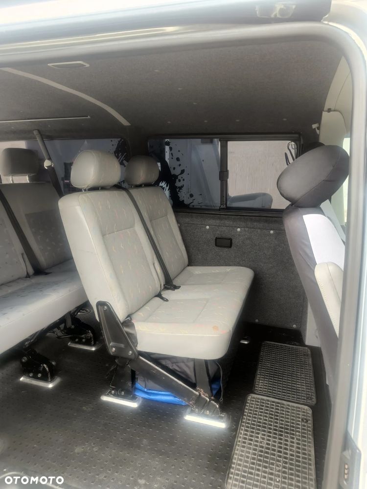 Volkswagen Transporter Multivan Comfortline - 21