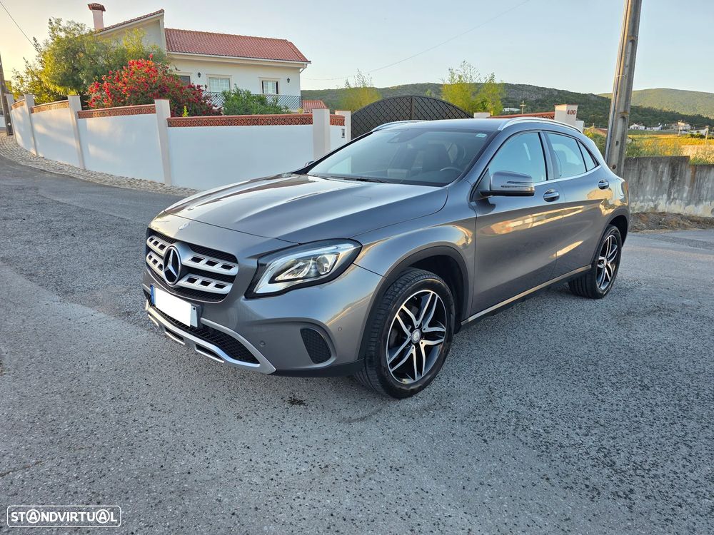 Mercedes-Benz GLA 180 d Urban - 1