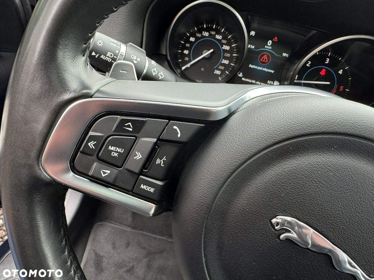 Jaguar XF 2.0 i4D AWD R-Sport - 16