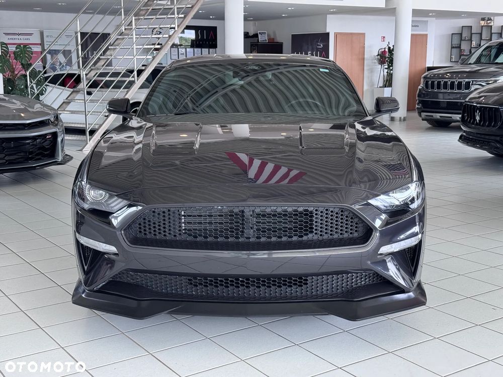 Ford Mustang - 2