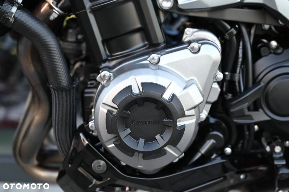 Kawasaki Z 900 - 29