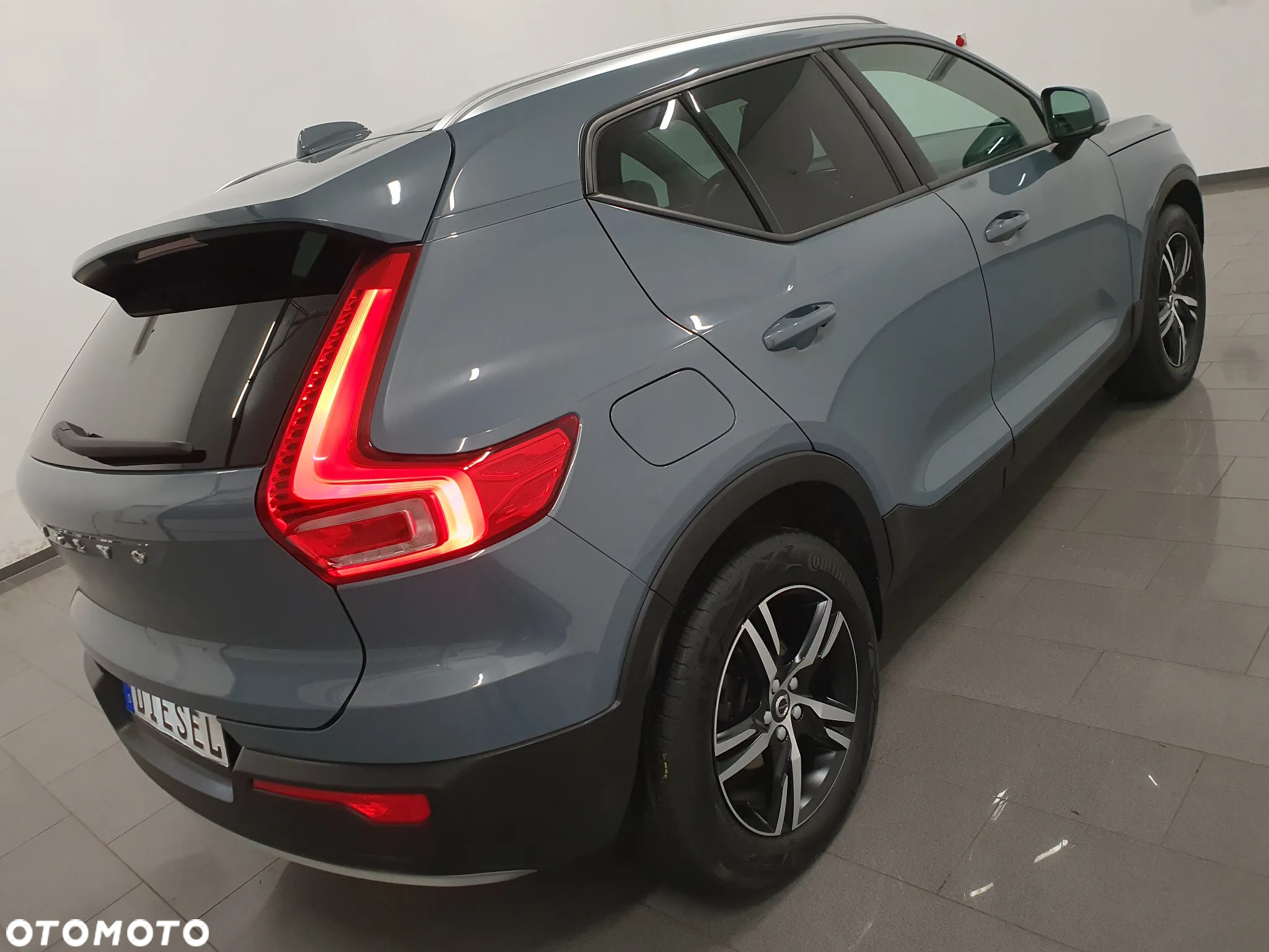 Volvo XC 40 D3 R-Design - 6