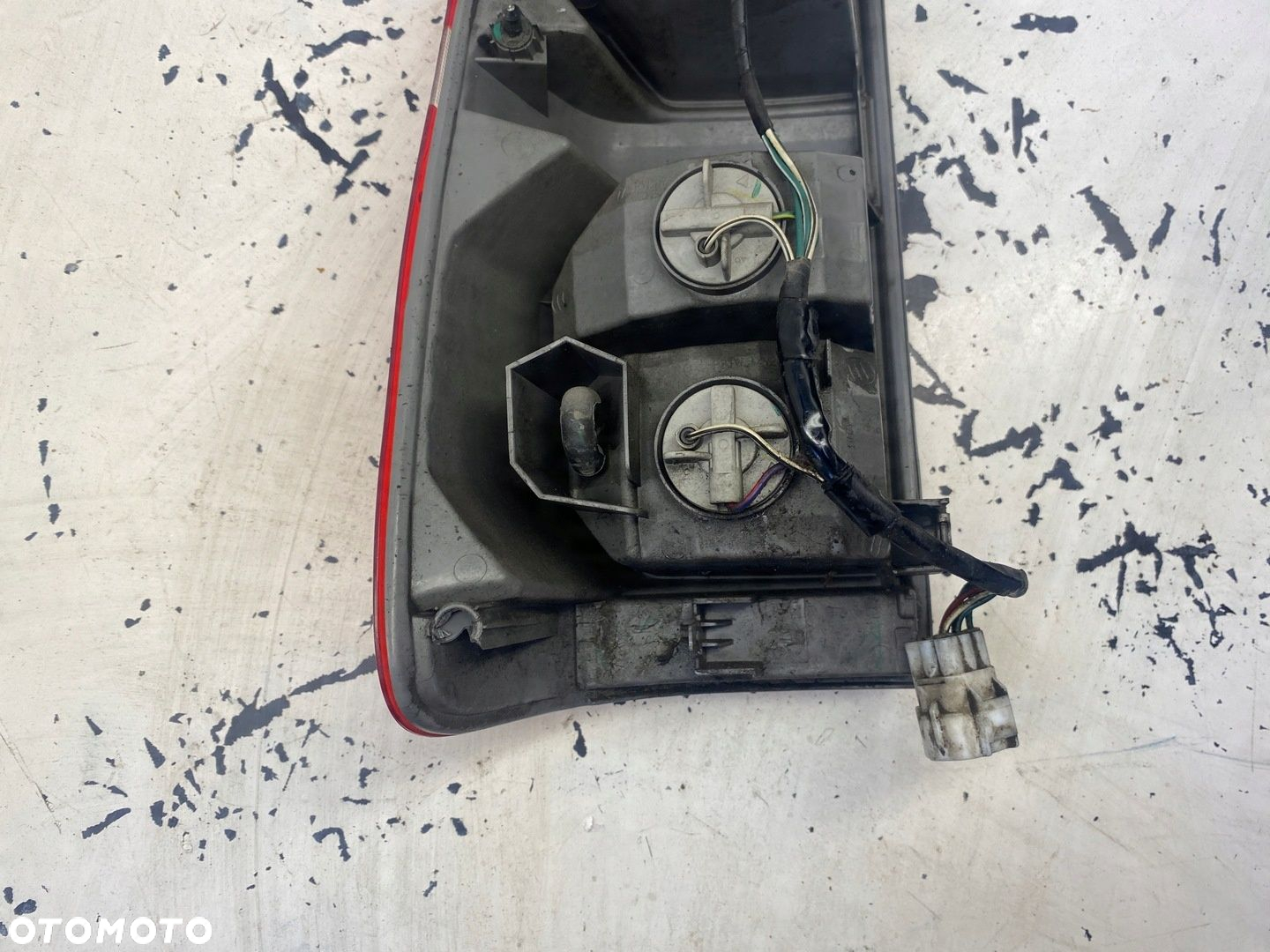 TOYOTA HILLUX VIII LAMPA PRAWY TYŁ - 9