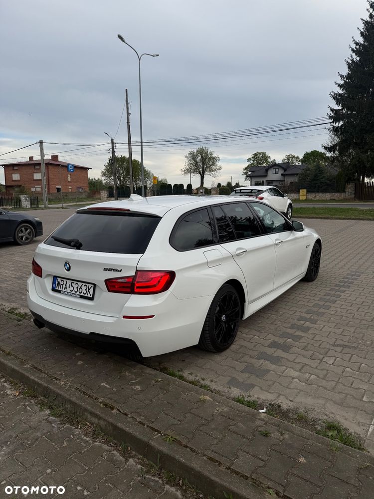 BMW Seria 5 525d - 7