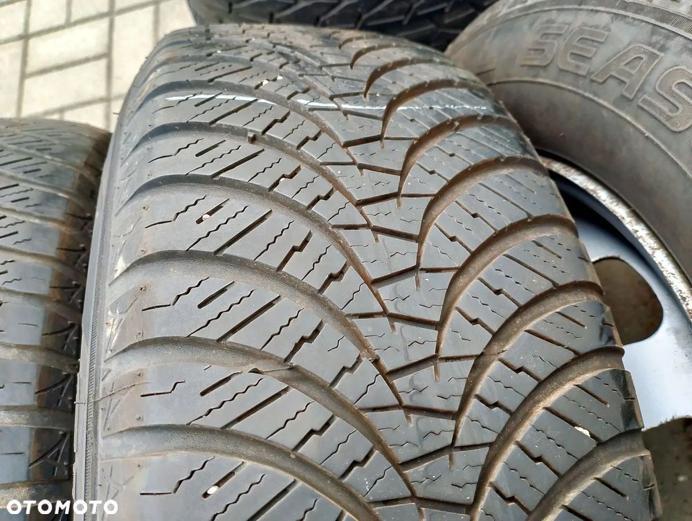 Koła całoroczne stalowe Dacia Duster 5x114,3 215/65/16 Falken 2022r. - 4