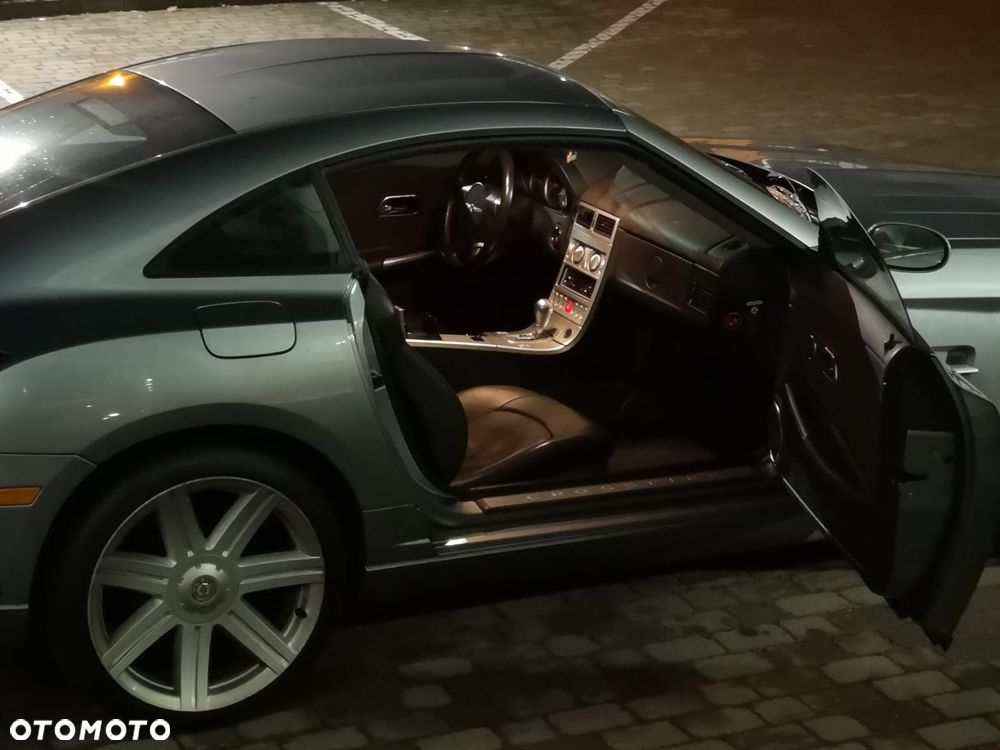 Chrysler Crossfire - 13
